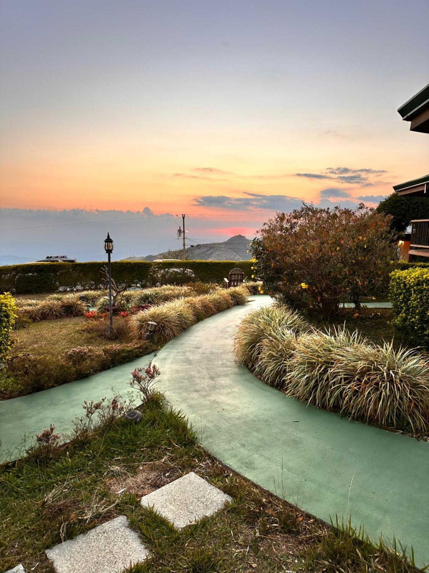 Hotel Tropico Monteverde Ngoại thất bức ảnh